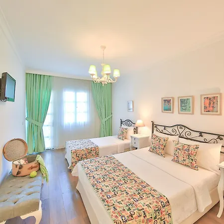 Sorf Hotel 2*