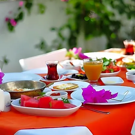 Sorf فندق ألاتشاتي