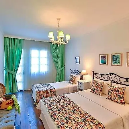 Hotel Sorf 2*